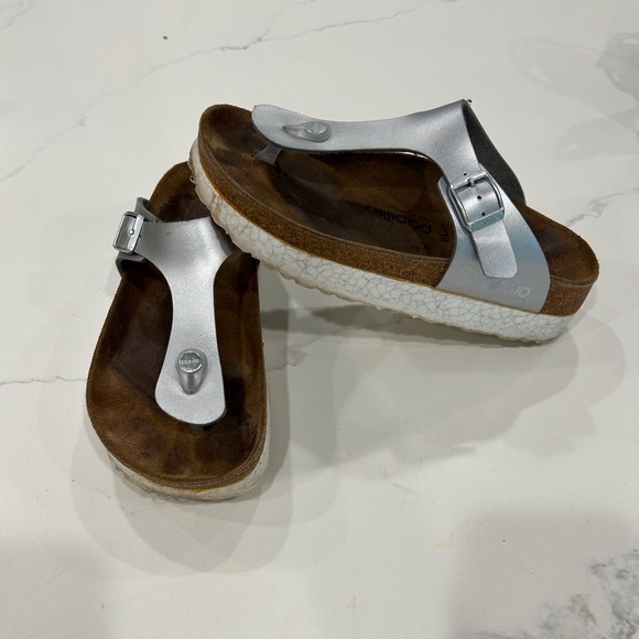 Birkenstock Silver Metallic Sandal - Picture 1 of 1